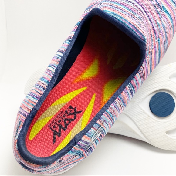 Skechers GOwalk 4 Merge Shoes - Picture 6 of 7